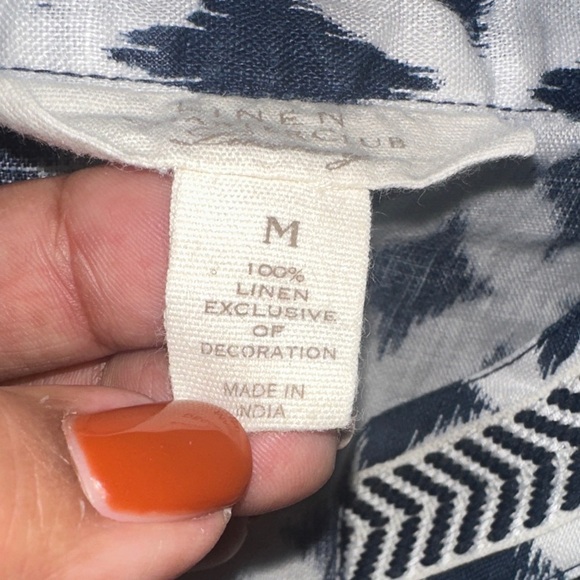 Charter Club Linen Navy and White Patterned Tunic Sz. M - Picture 9 of 9